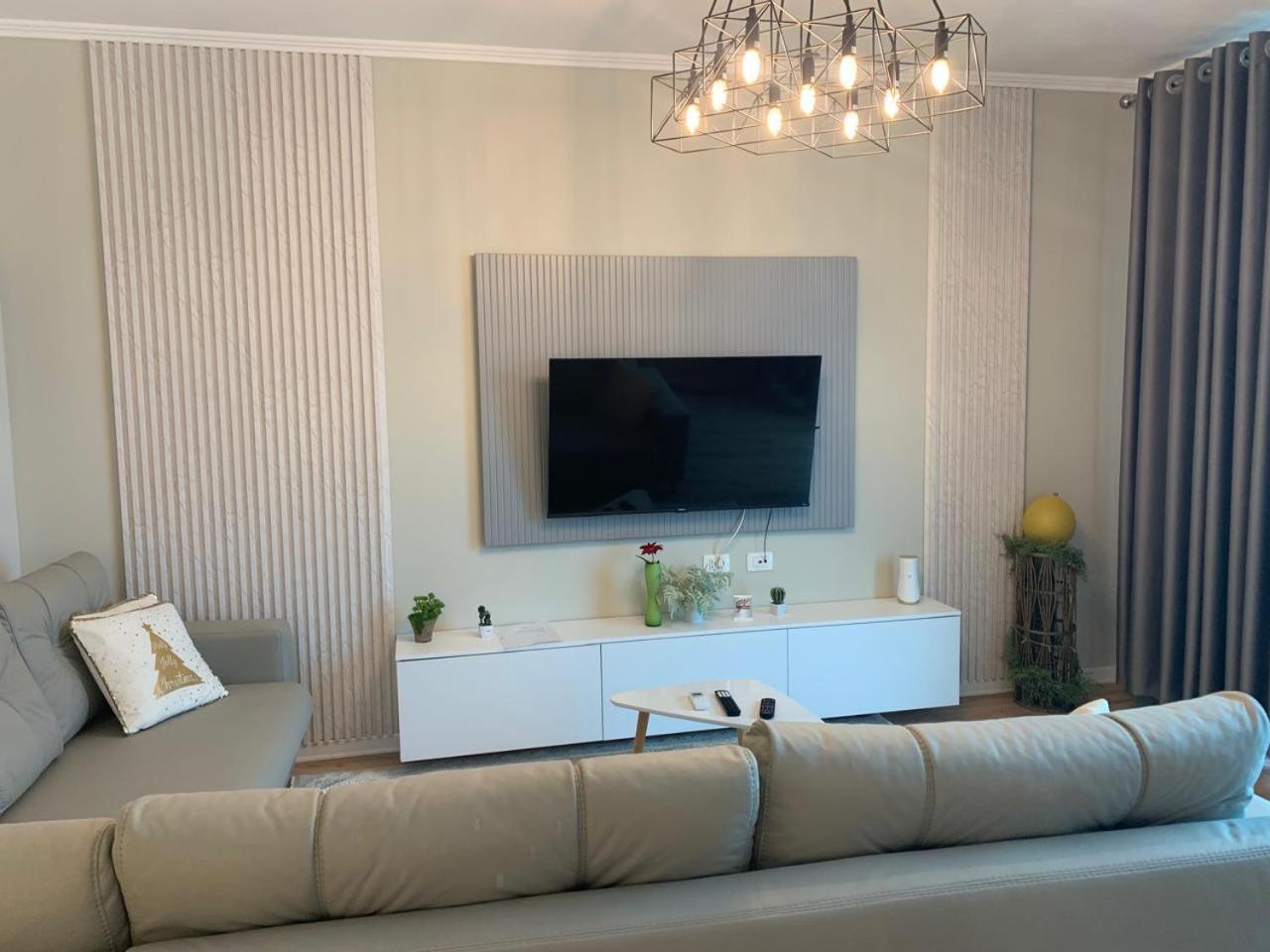 Sky & Sea View Luxury Apartments Durrës Exteriör bild