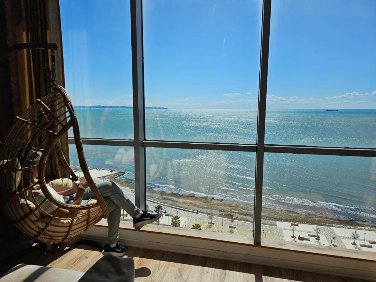 Sky & Sea View Luxury Apartments Durrës Exteriör bild