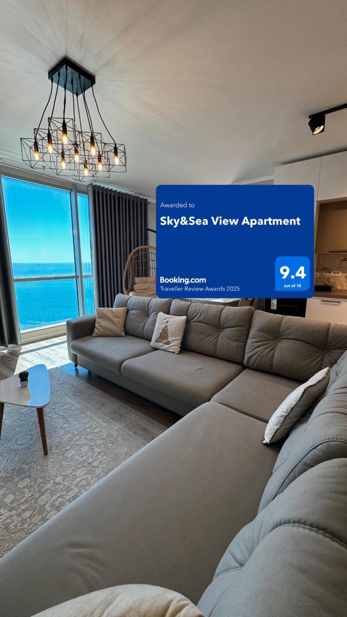 Sky & Sea View Luxury Apartments Durrës Exteriör bild