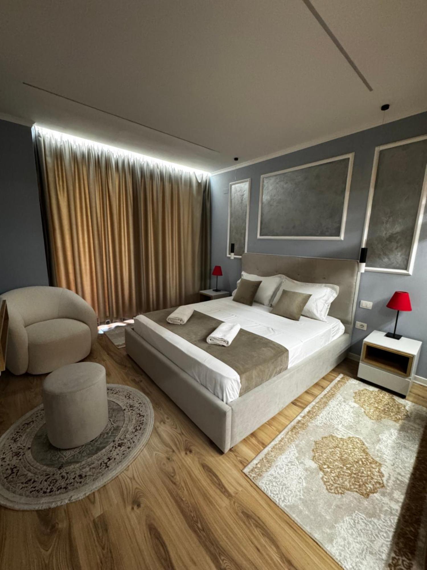 Sky & Sea View Luxury Apartments Durrës Exteriör bild